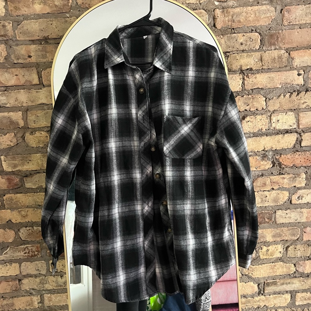 Black and gray button down flannel